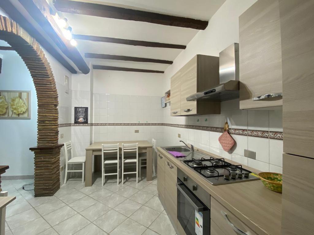 La Fanciulla Velca Appartement Tarquinia Buitenkant foto