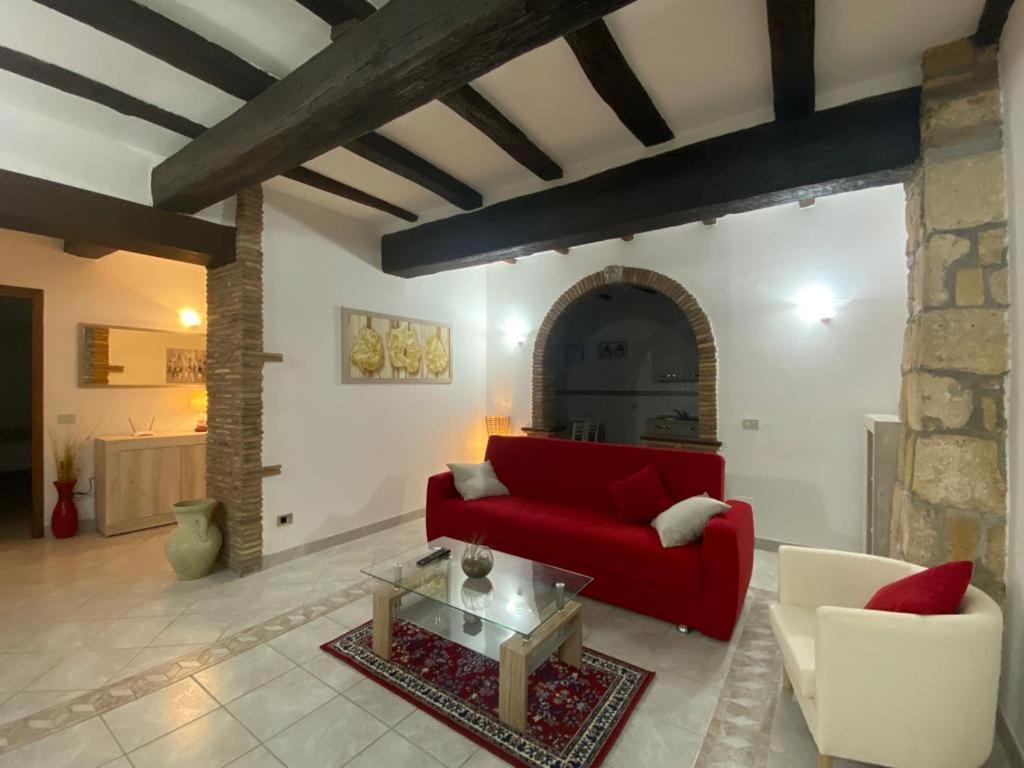 La Fanciulla Velca Appartement Tarquinia Buitenkant foto