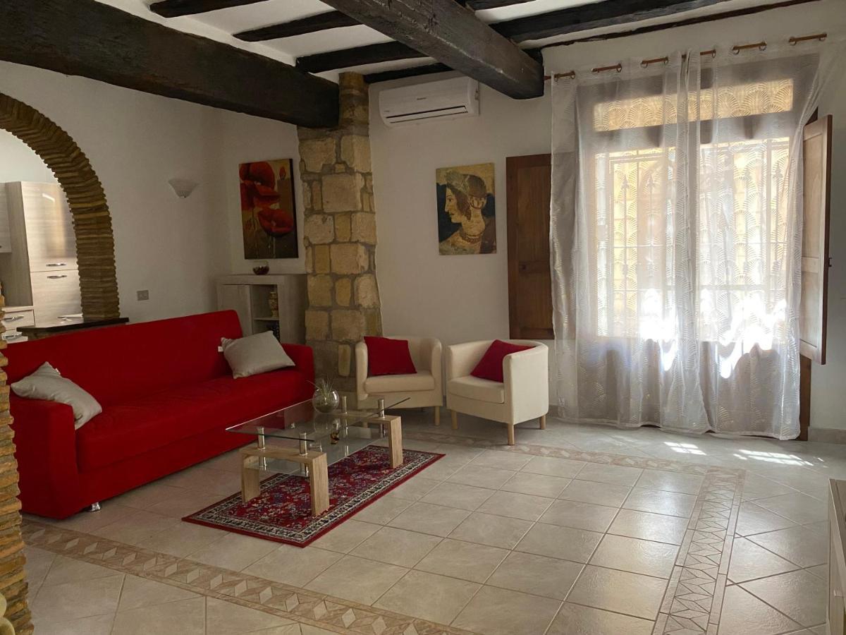 La Fanciulla Velca Appartement Tarquinia Buitenkant foto